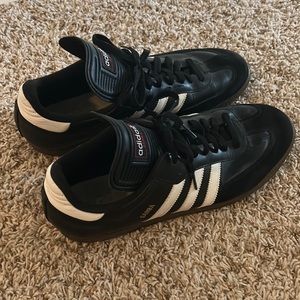 Samba Classic Black and White. Good used condition.